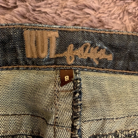 Kut From The Kloth Jeans, Size 8. - Picture 5 of 5